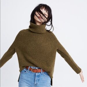 Madewell Mercer Turtleneck Sweater in Coziest Yarn